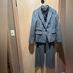 Express pant suit, size 12